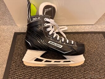 BRUSLE BAUER XLS, VEL. 9 - 3