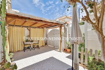 Španělsko,Torrevieja, Parque las Naciones 3kk - 3