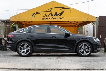 Audi E-tron 55 Sportback -LEN 24tis.km- NEBÚRANÉ - 3
