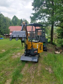 Predám minibáger s mimoosým kopaním YAMA 950 RS. - 3