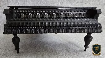 Dekoratívna šijaca skrinka v tvare klavíra - 3