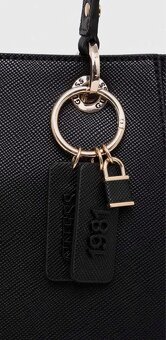 Kabelka Guess - 3
