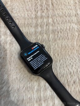 Hodinky apple Watch 4 40mm - 3