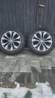 Elektróny R17 originál s pneu - 3