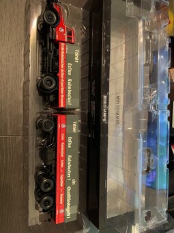 Minichamps 1/43 Limited Edition - 3