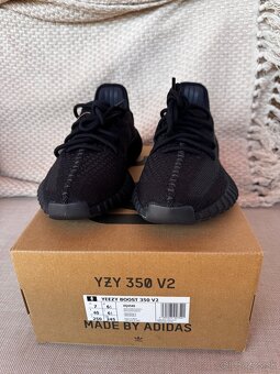 yeezy boost 350 v2 Onyx - 3