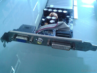 nvidia gt 6200 agp a ati 5450 pcie lowprofil za 10e kus - 3