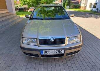 Škoda Octavia 1,9 TDI PD Elegance 4x4 Combi nafta manuál - 3