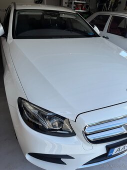 Mercedes-Benz E trieda Kombi 220d 4matic AMG - 3