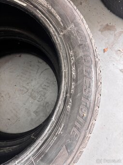Bridgestone 225/50R17 - 3