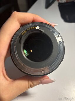 Canon EF 85mm f/1.8 - 3