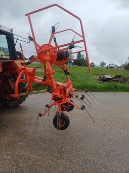Obracac sena, hrabacka, obracacka kuhn 4201 - 3