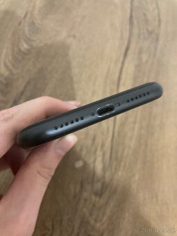 Iphone 11 BLACK - 3