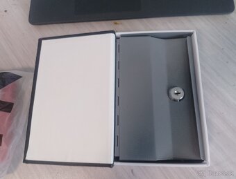 KNIHA-TREZOR - 3