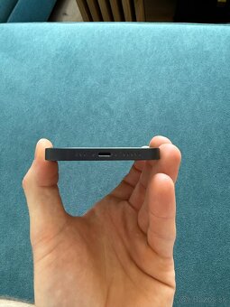 iPhone 12 64 GB - 3