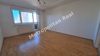 Slnečný 3 izbový byt s loggiou a krásnym výhľadom - 3