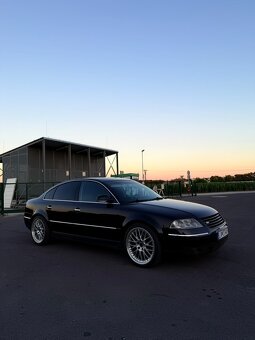 Volkswagen Passat 4.0 W8 - 3