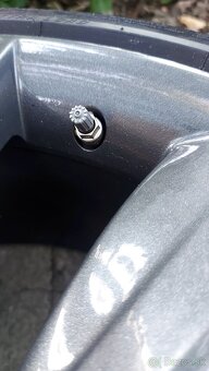 Tesla S disky 21' - 3