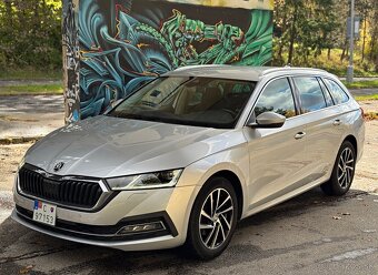 ŠKODA OCTAVIA IV 1.5TSI STYLE MATRIX LED KESSY TAŽNÉ - 3