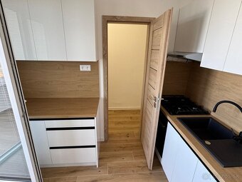 Predám 3 izbový kompet prerobený byt - 3