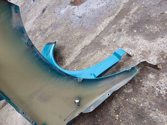 ŠKODA FABIA 1 PREDNÉ BLATNIKY - 3