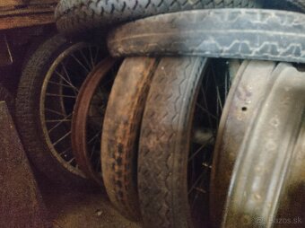 Jawa - CZ motor blok valec hlava puklica kolesá nádrž - 3