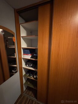 Vstavana skriňa - 3