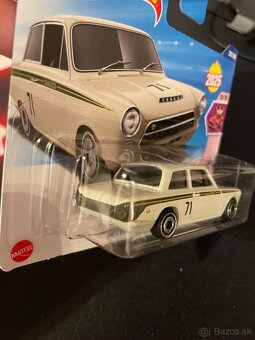HotWheels Lotus Cortina - 3