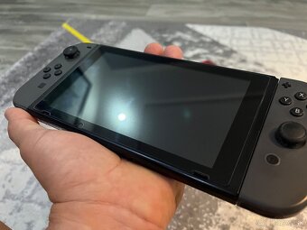Predám nintendo switch - 3