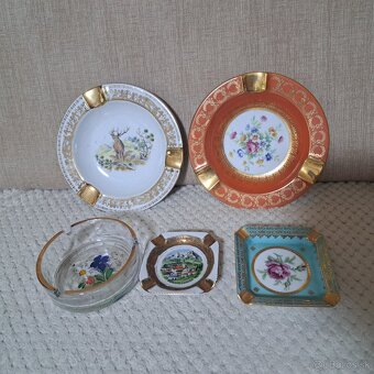 Dekor. tanieriky, popolníky. - 3