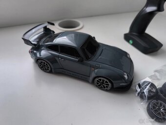 Porsche 911 1:24 - 3