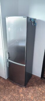 Predám kombinovanú chladničku s mrazničkou - 3