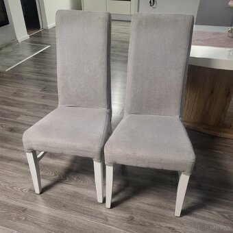 Jedálny stôl a stoličky - 3