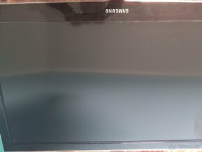 Samsung EU32C4000 - 3