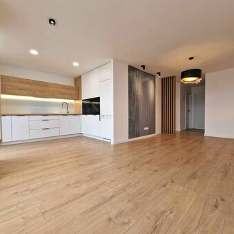 3 izbový, 68m2, 6m loggia, Terasa, Kežmarská, nová rekonštru - 3