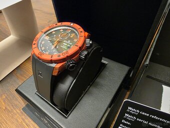 Edox co-1 carbon red automatic - 3