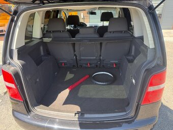 Volkswagen Touran 1.9 TDI Basis - Po servise,Nové STK - 3