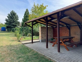 Útulný viničný dom s veľkým pozemkom a altánkom - 3