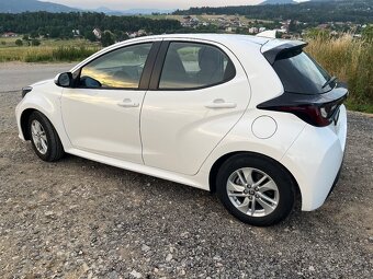 Toyota Yaris 1.5 Hybrid comfort - 3