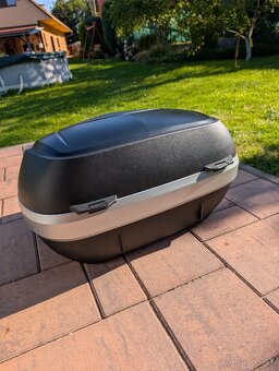Kufor Givi V47 z platňou - 3