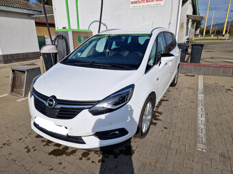 Zafira 7-miestne - 3