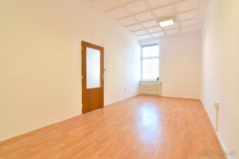 Prenájom kancelárskych priestorov na Štefánikovej triede 84 - 3