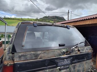 Rozpredám Nissan Terrano 1 WD21 2,7 TD 74kw - 3