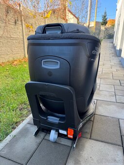 Britax Römer Dualfix M i-size. - 3
