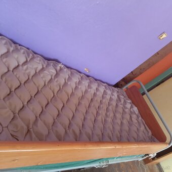 Zdravotnú postel - 3