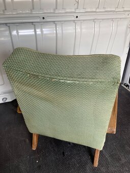 Predam retro kreslo vhodne na renovaciu 50 eur kus - 3