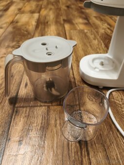 Tommee Tippee Parný varič a mixer - 3