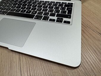 Predám MacBook Air 13" 2015 | 256GB - 3