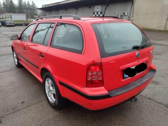 Predám Škoda Octavia Combi 1.9 TDI SLX 66kw M5 5d - 3