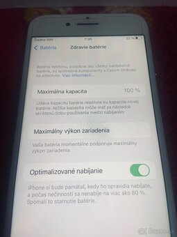 Apple iPhone 8 biely - 3